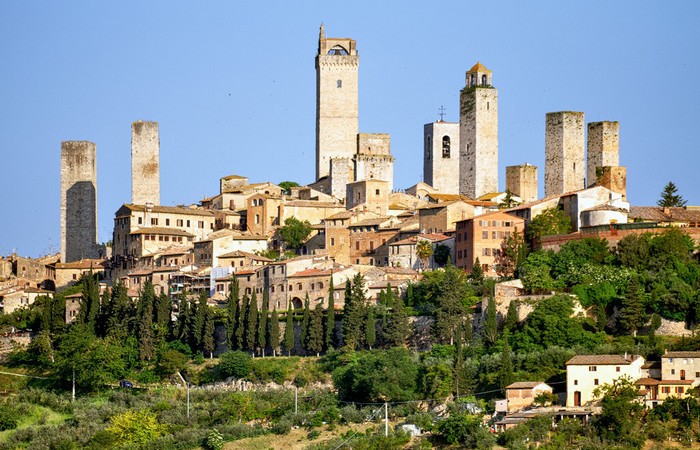 Зачем в средневековой Италии строили высокие каменные башни внутри городских стен