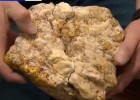 Австралиец нашел огромный золотой самородок стоимостью 160 000 долларов